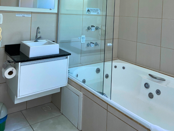 Apartamento com Hidromassagem - Recanto Paraíso da Serra